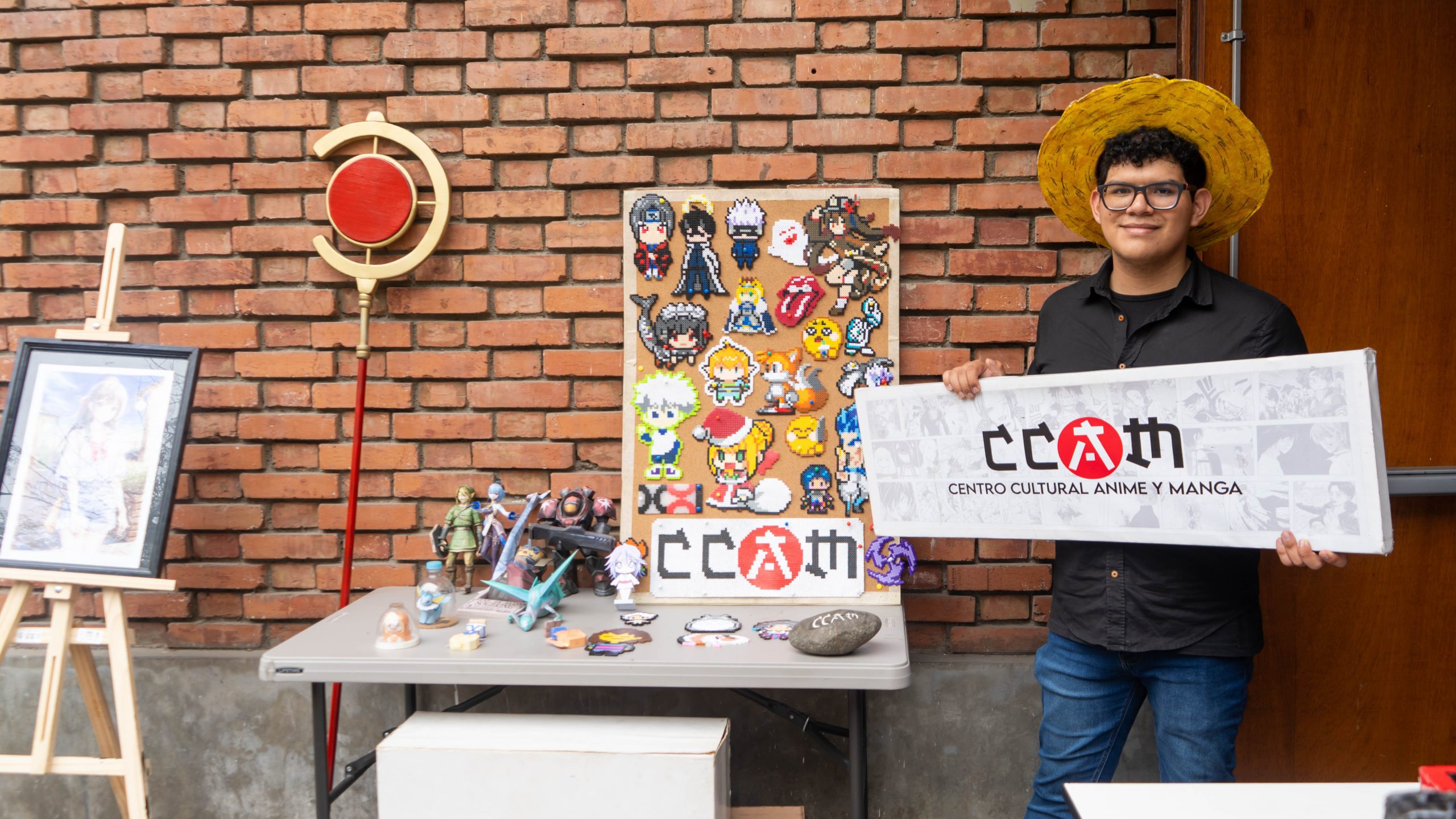 Otakus y fans del anime invaden la UNI y disfrutan maratón de películas